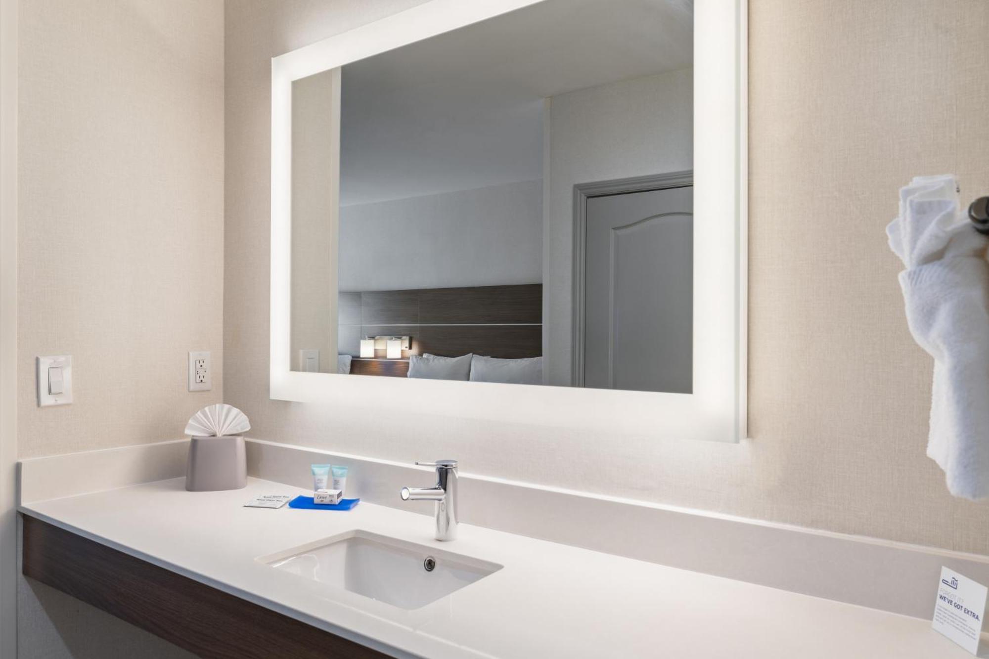Holiday Inn Express & Suites Mountain View Silicon Valley By Ihg Luaran gambar