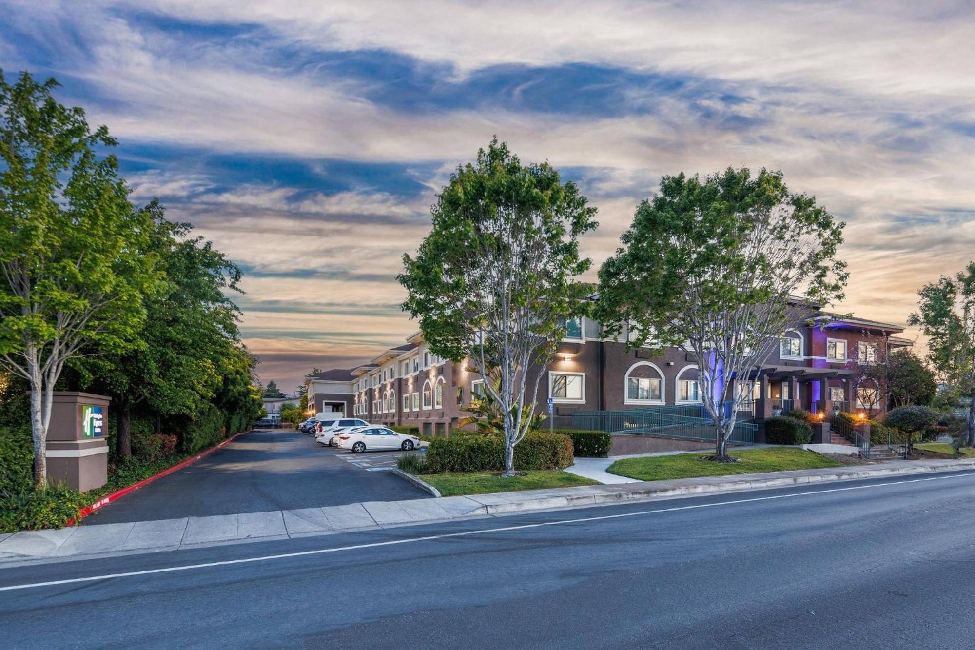 Holiday Inn Express & Suites Mountain View Silicon Valley By Ihg Luaran gambar