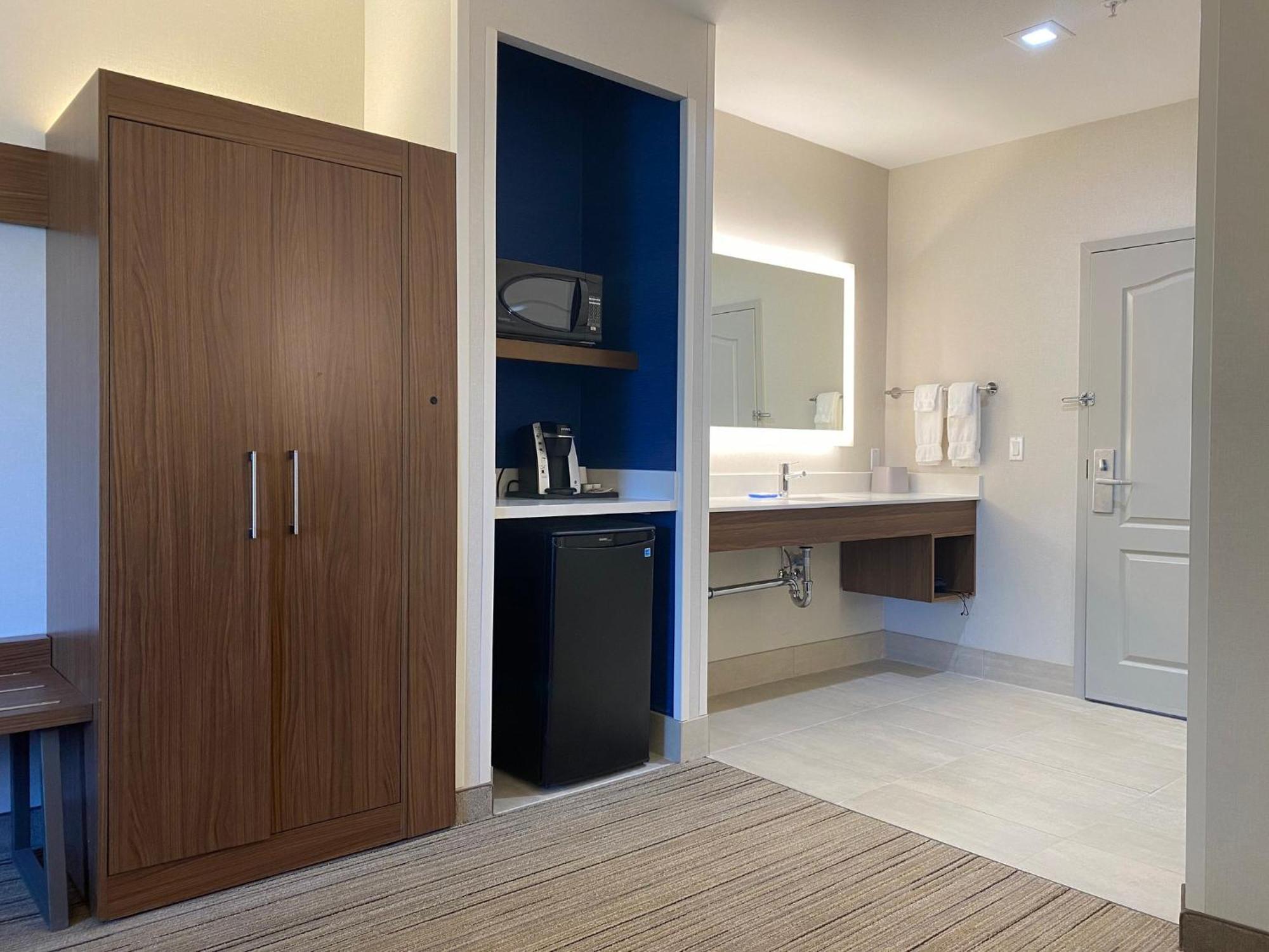 Holiday Inn Express & Suites Mountain View Silicon Valley By Ihg Luaran gambar