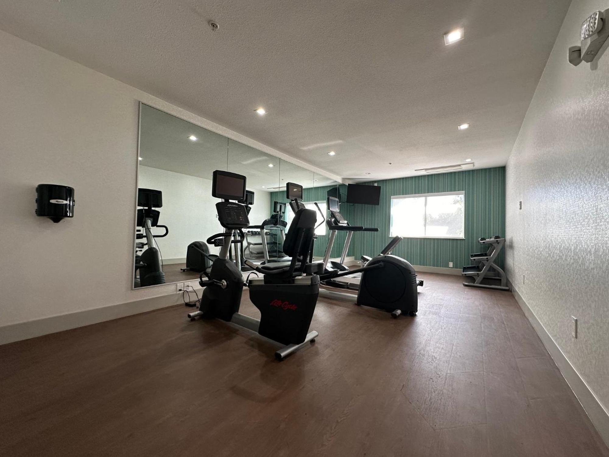 Holiday Inn Express & Suites Mountain View Silicon Valley By Ihg Luaran gambar